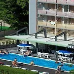 Tsarevets Boutique & 4* 大特尔诺沃