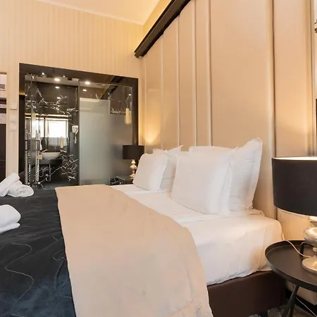 Tsarevets Boutique & Otel