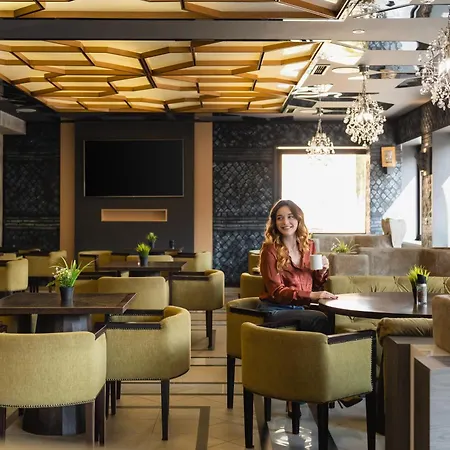 Hotel Tsarevets Boutique & 4*